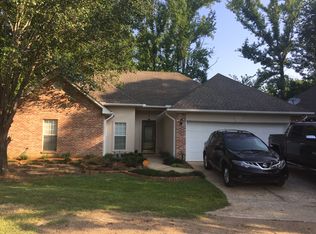 304 Village West Dr, Canton, MS 39046