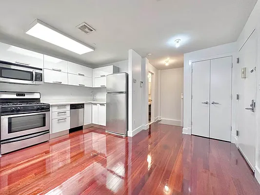 Rented by Doorway NYC, LLC | media 18