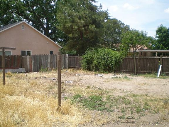 5th image of 7029 Vine Ave
