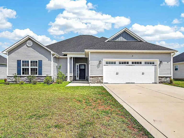 278 Crossroads Store Dr — Photo 1