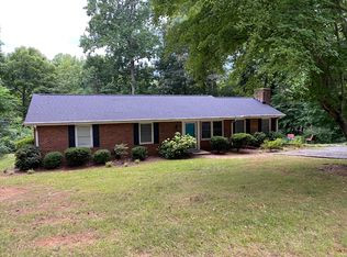 518 Greentree Dr, Hillsborough, NC 27278