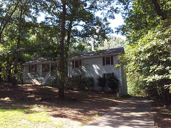 3rd image of 150 Catharine Ln