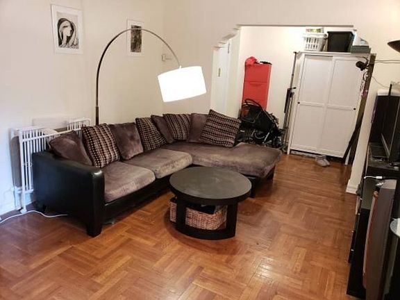 2nd image of 55 Cooper St APT 5D