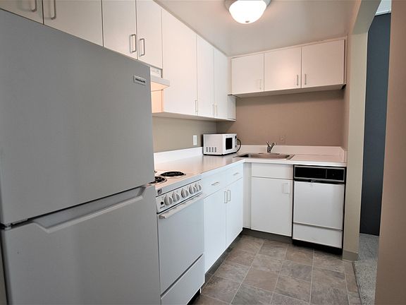 5th image of 555 E William St APT 5L