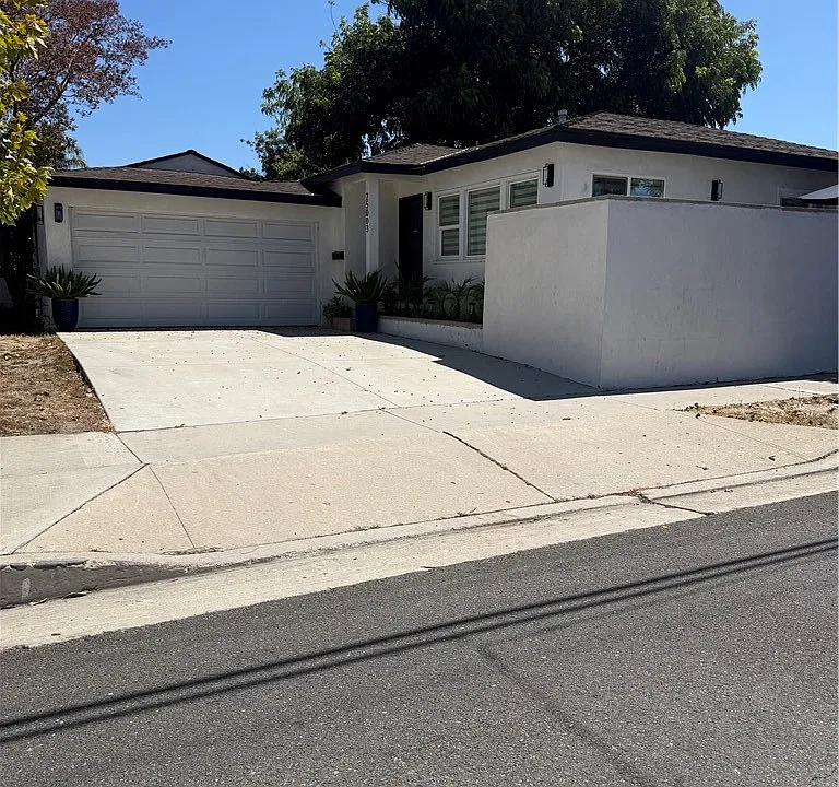 25003 Andreo Ave