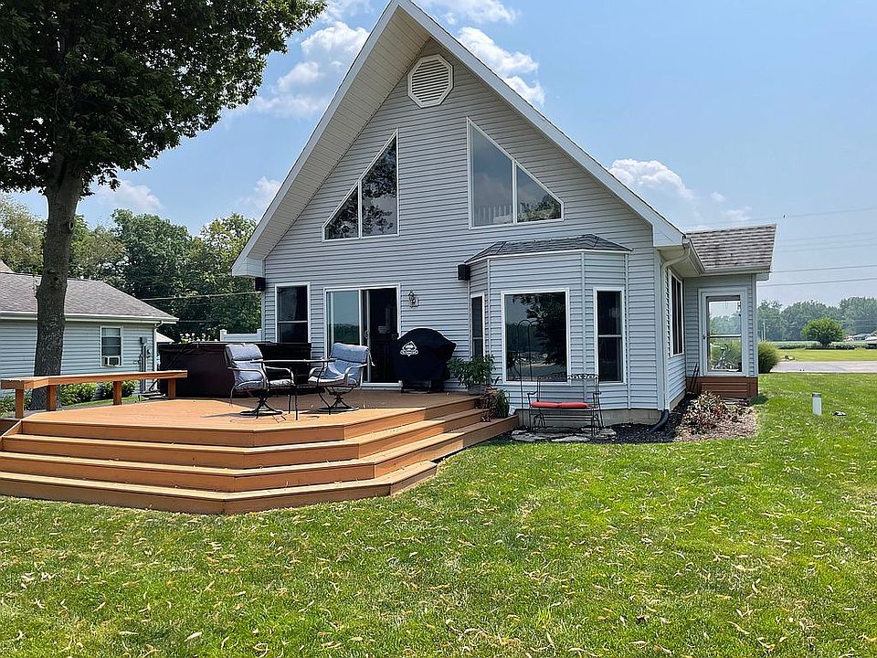 Rare back yard on high bank