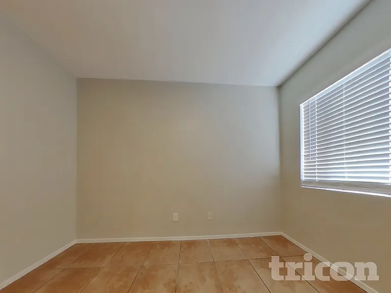 22371 W Solano Dr — Photo 14