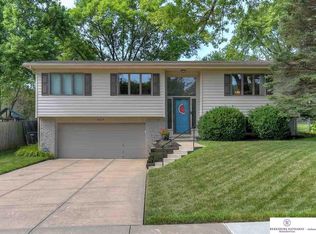 9329 Ellison Ave, Omaha, NE 68134