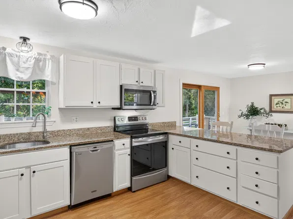 115 Dove Hill Road, North Falmouth, MA 02556