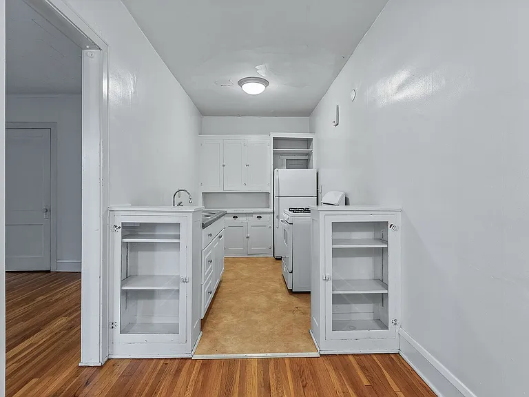 2219 Garfield Ave Apartments | Origen Living — Photo 37