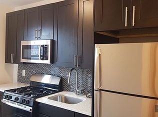2 Hinckley Pl APT 4A, Brooklyn, NY 11218