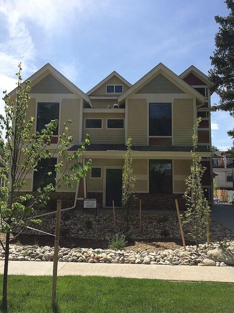 Remington Row — Photo 1