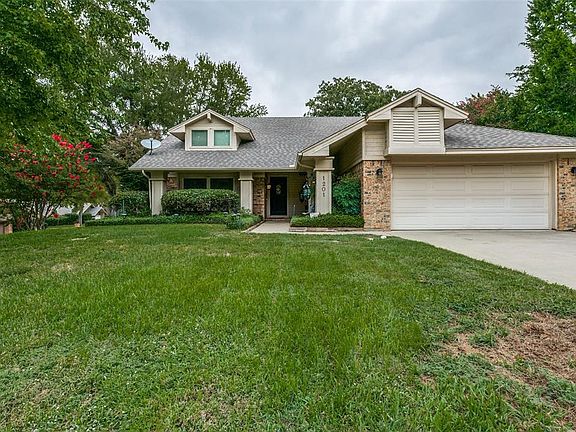 3rd image of 1201 Hickory Valley Ct