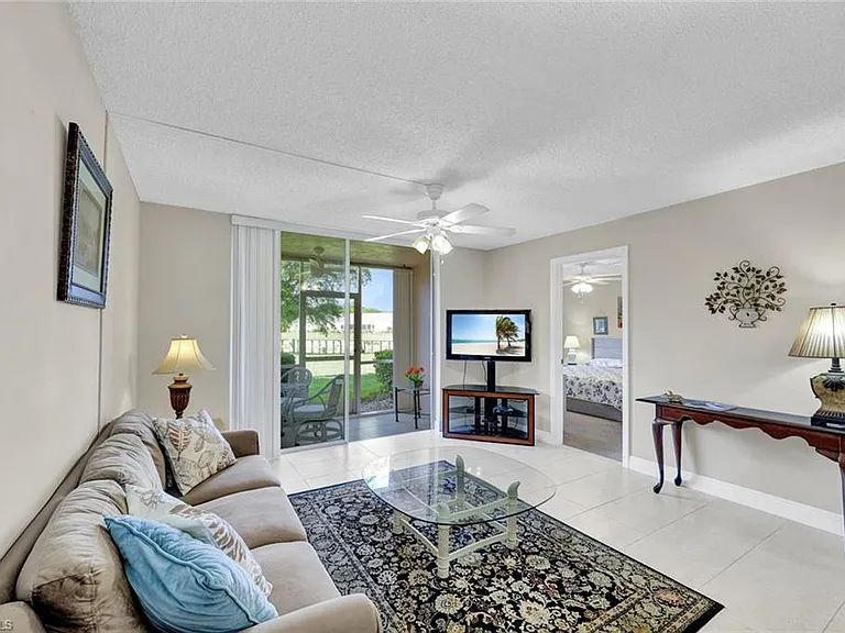 100 Forest Lakes Blvd #110 — Photo 3