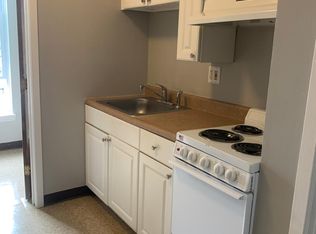 12 Maple St #3, Nashua, NH 03060