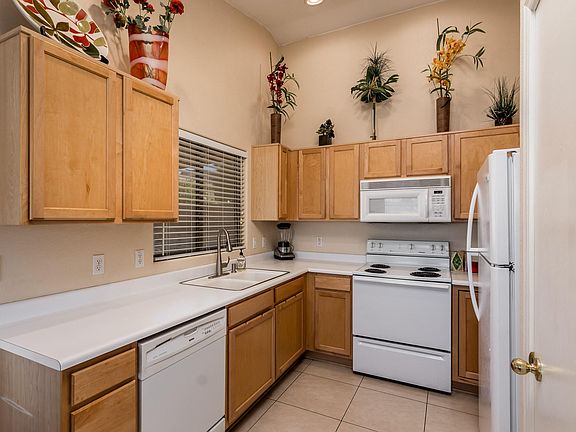 6602 W Whispering Wind Dr - MLS-16