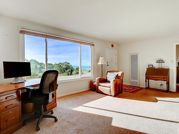 4th image of 641 Carmel Ave