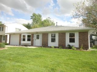 326 Shiloh Ln, Elgin, IL 60120