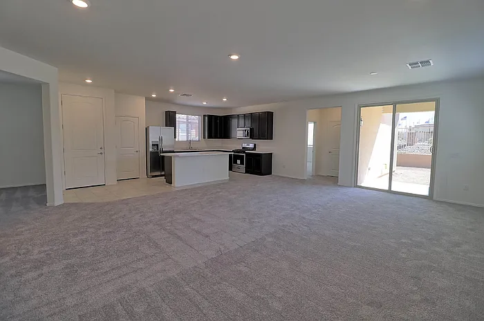 857 W Calle Tikal — Photo 2