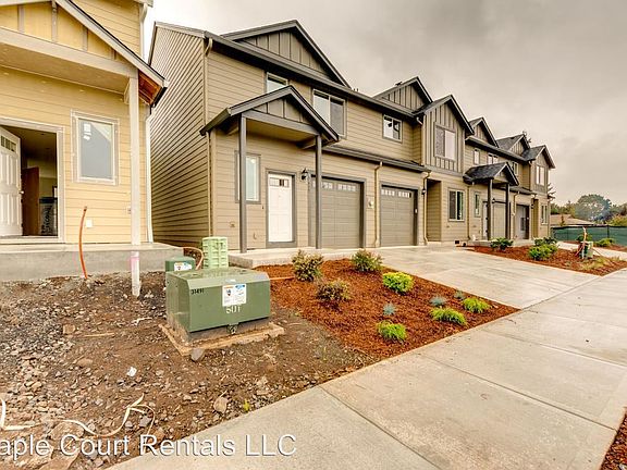 3rd image of 7649 NE 31st Cir #4173203