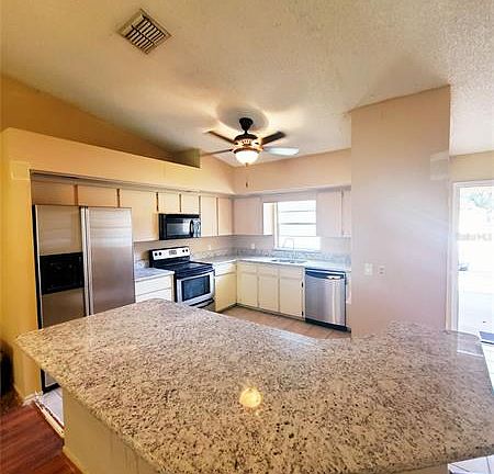 5th image of 5041 Cimarron Dr