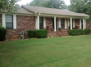 114 Joyce Dr, Jackson, TN 38305