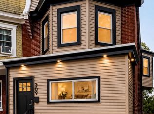209 W 30th St, Wilmington, DE 19802