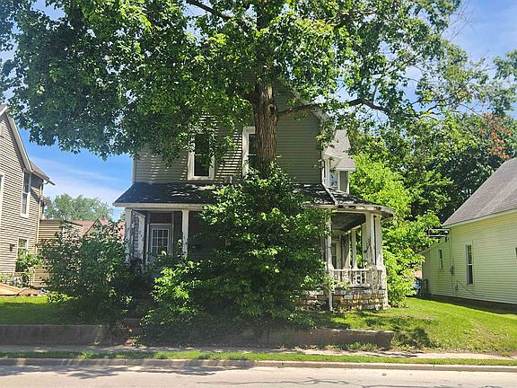 2nd image of 439 S Jefferson St