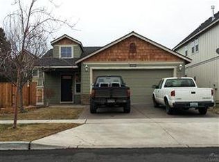 859 NE Locksley Dr, Bend, OR 97701