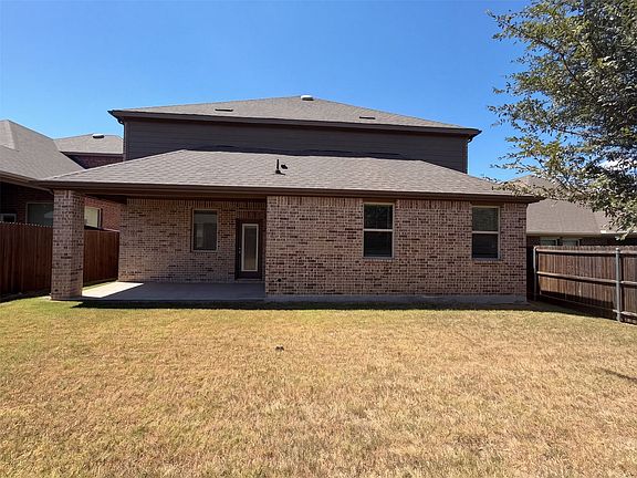 5th image of 2929 Log Cabin Dr