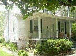 303 Harris St, Lewisburg, WV 24901