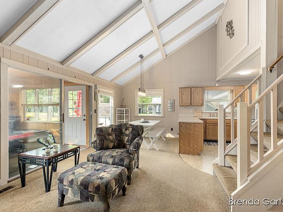 5th image of 8570 Cochise Dr