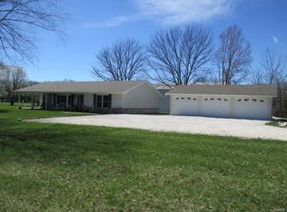 14 Kent Ct, Silex, MO 63377