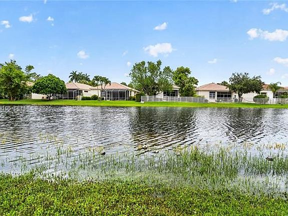 5th image of 2432 Deer Creek Rd #2432