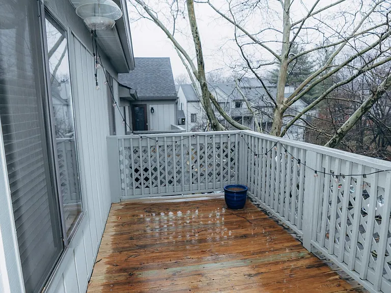 2218 Hunters Run Dr — Photo 21