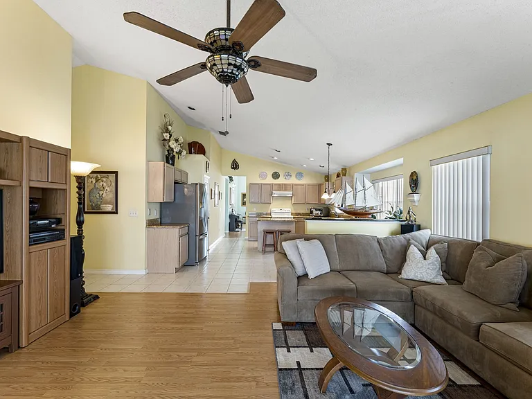12364 Arlington Park Ln — Photo 17
