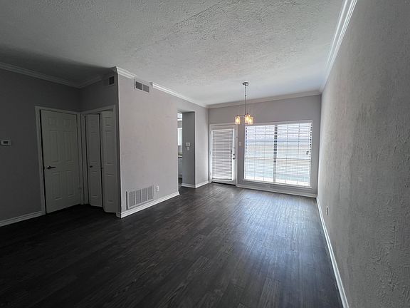 2nd image of 9910 Royal Ln APT 403
