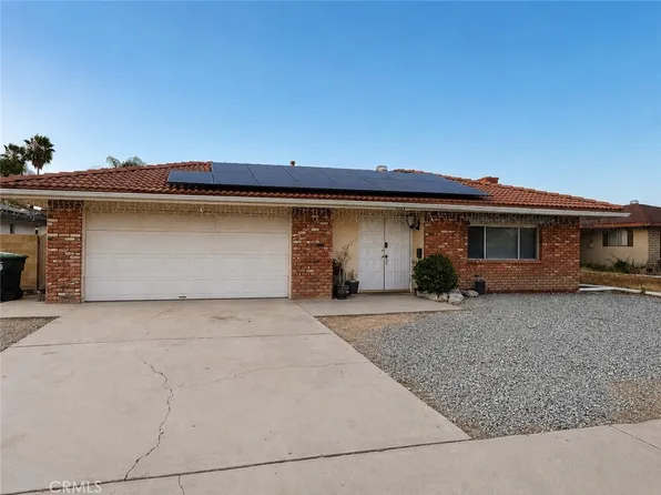 628 E Monterey Pl, Hemet, CA 92543