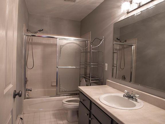 2nd image of 2440 Parmenter Blvd APT 209C