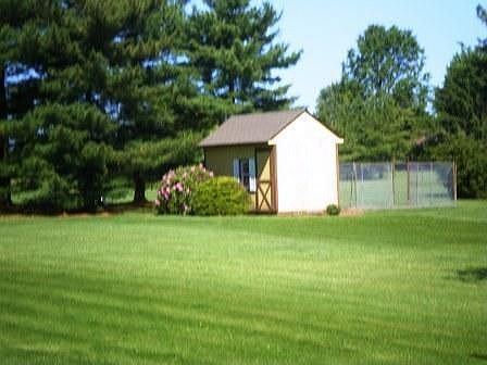 Exterior Rear Yard