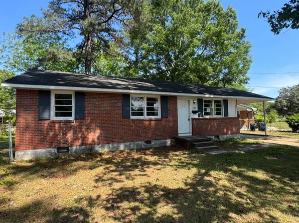 101 Armstrong Drive, Jacksonville, NC