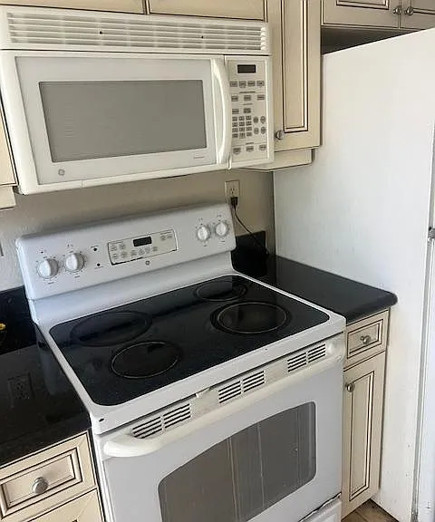 Unit Photo
