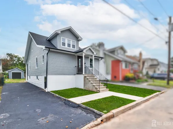 186 Benjamin Ave, Iselin, NJ 08830
