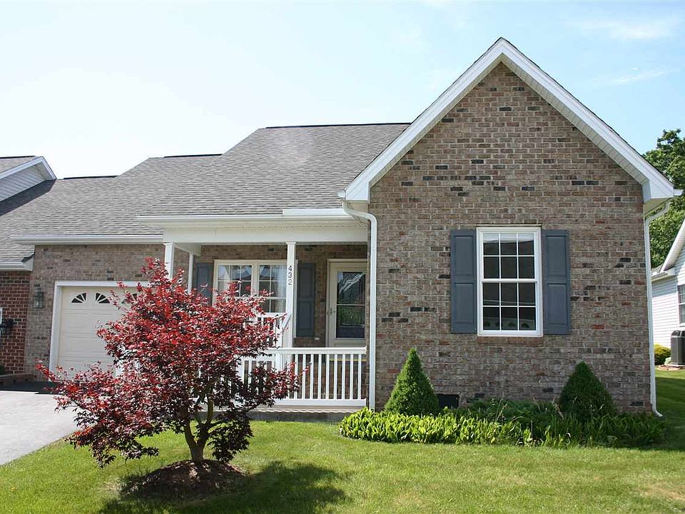 1st image of 432 Hickory Grove Cir