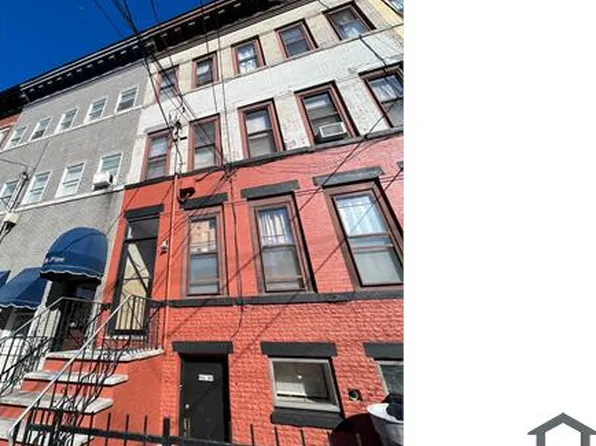 1204 13th St APT 3, North Bergen, NJ 07047