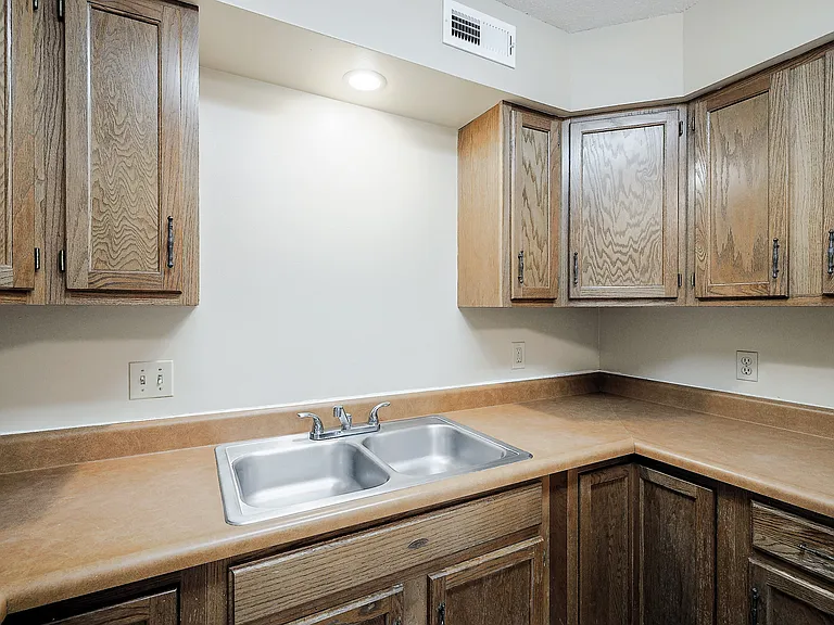 4620 Meredeth St #5 — Photo 2