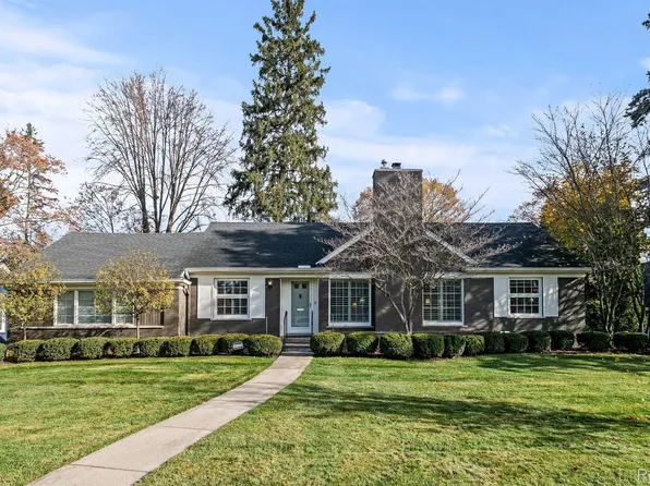 3624 Tuckahoe Rd, Bloomfield Hills, MI 48301