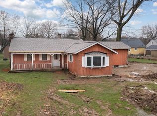 4547 Day St, Sheffield Village, OH 44054