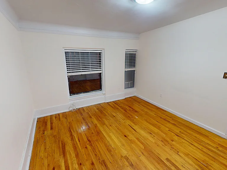 29 E 37th St #5B — Photo 2
