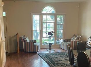 4 Blue Hosta Way, Rockville, MD 20850